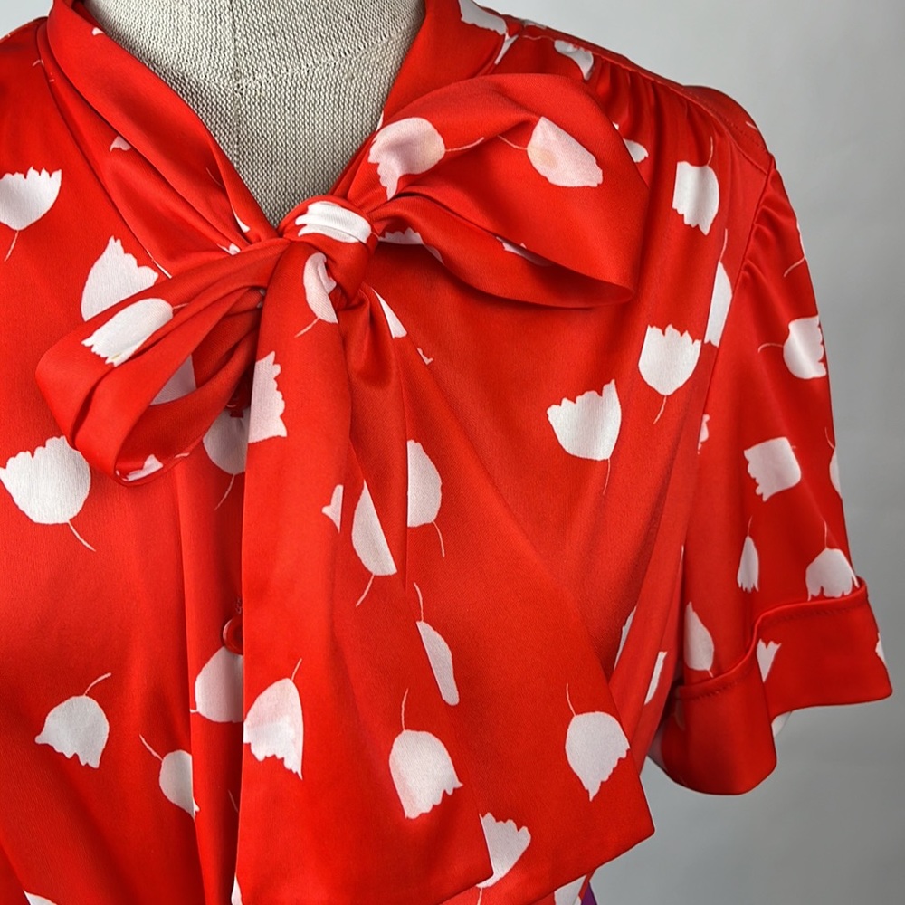 True vintage red top